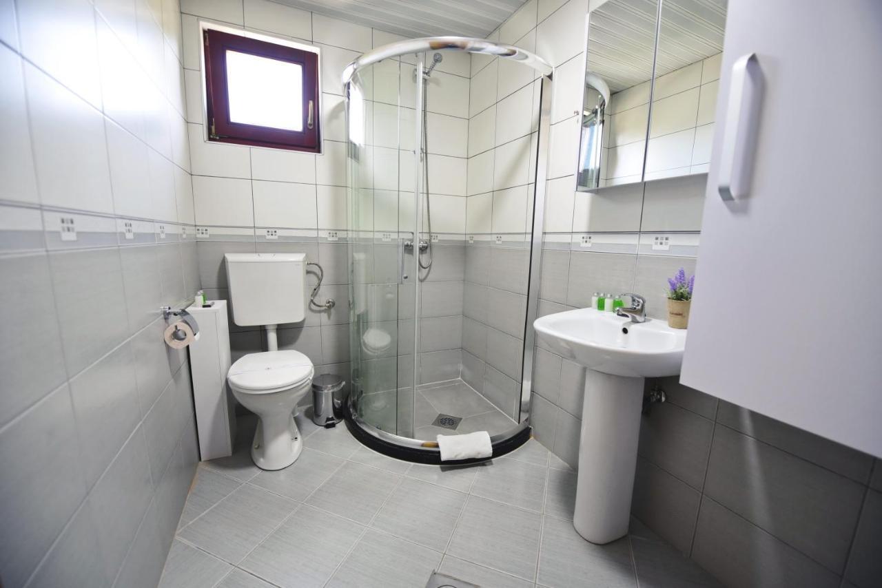 Si Apartments Ohrid With Free Parking Buitenkant foto